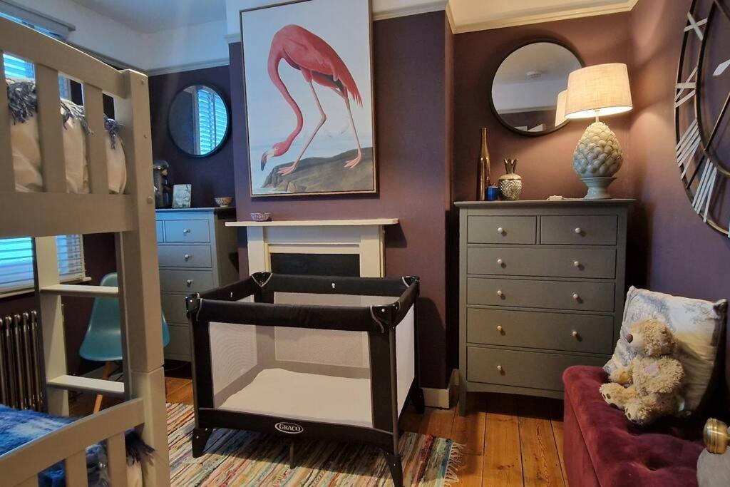 Stylish Townhouse 15 Mins To Laines & Seafront Villa Brighton Eksteriør billede