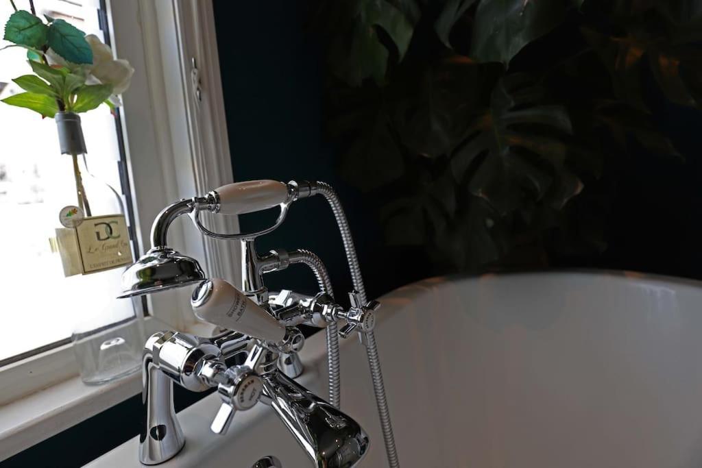 Stylish Townhouse 15 Mins To Laines & Seafront Villa Brighton Eksteriør billede