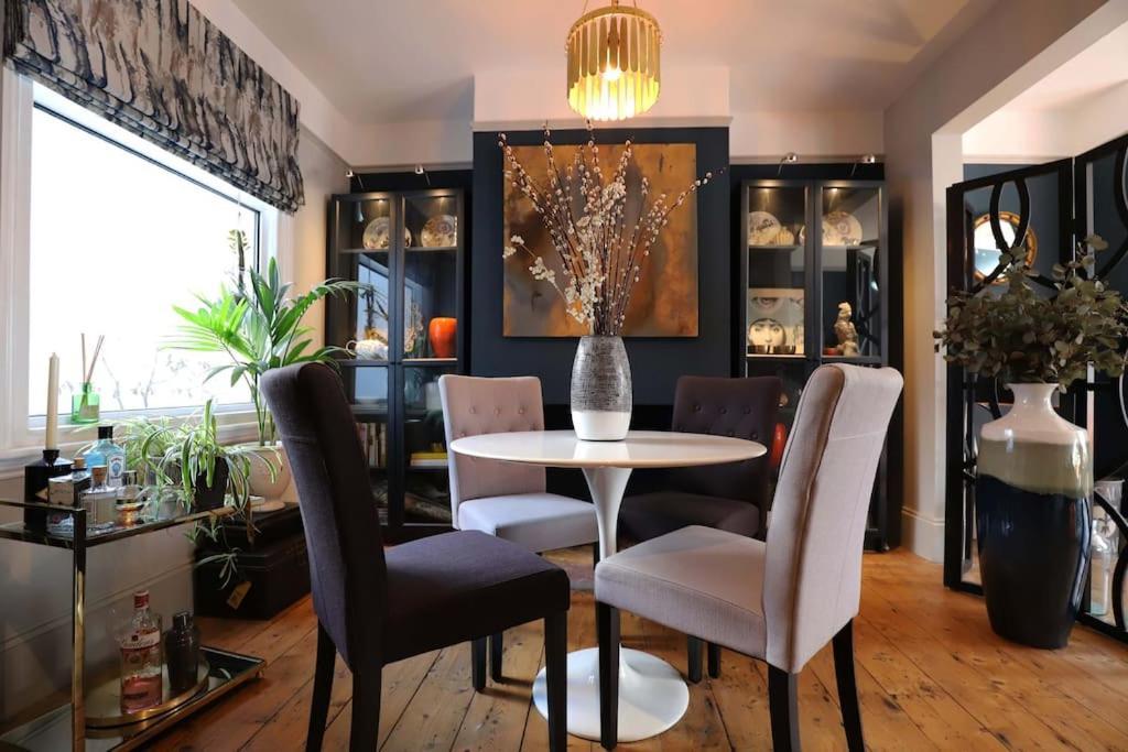 Stylish Townhouse 15 Mins To Laines & Seafront Villa Brighton Eksteriør billede